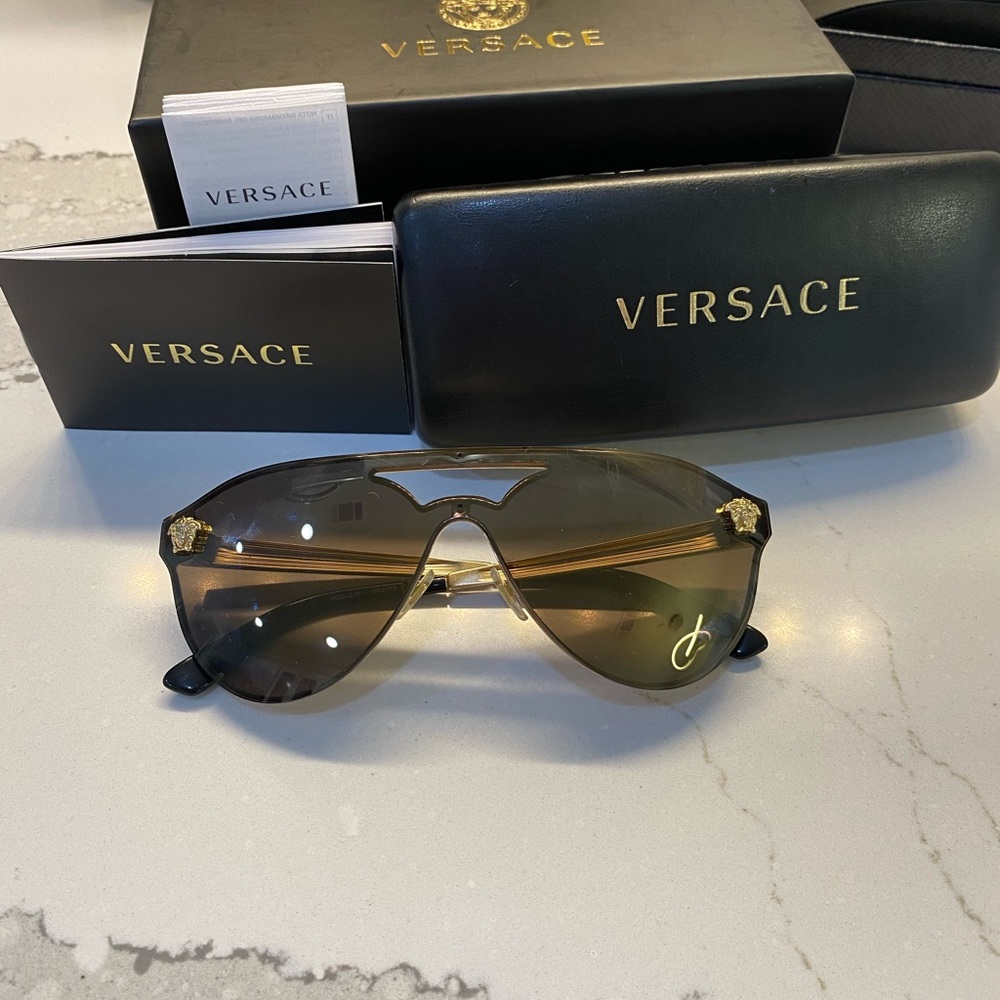 Women’s Versace Sunglasses